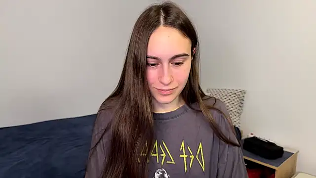 AliceKolltt online show from 05-19-26, 06:15
