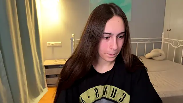 AliceKolltt online show from 06-29-26, 08:41