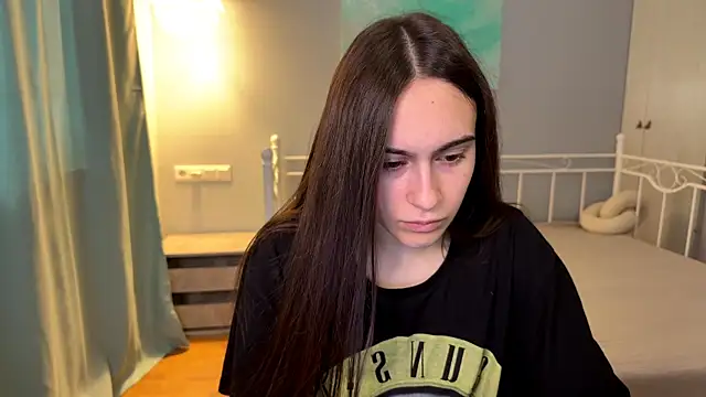 AliceKolltt online show from 06-26-26, 01:28