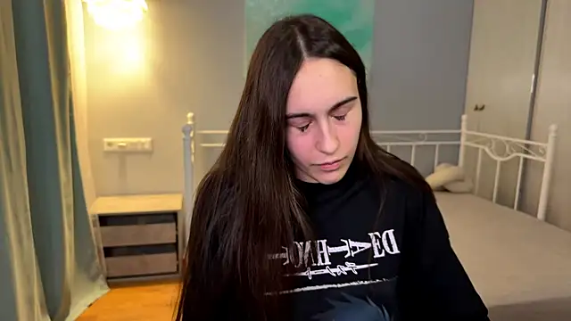 AliceKolltt online show from 07-04-26, 08:57