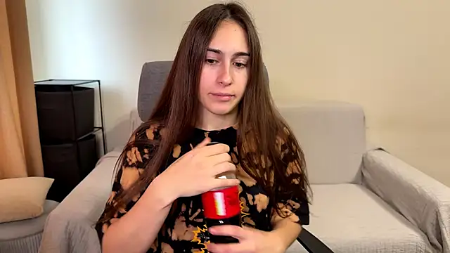 AliceKolltt online show from 11-11-25, 10:32