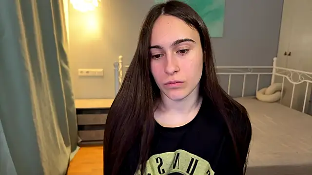 AliceKolltt online show from 06-21-26, 08:58