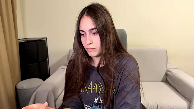 AliceKolltt online show from 02-10-26, 05:12