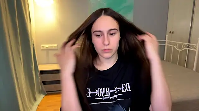 AliceKolltt online show from 07-13-26, 08:52