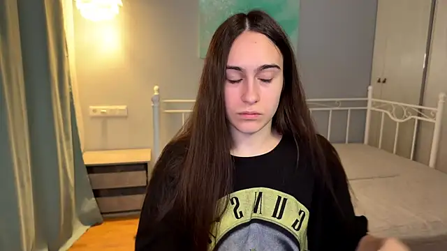 AliceKolltt online show from 07-17-26, 02:20