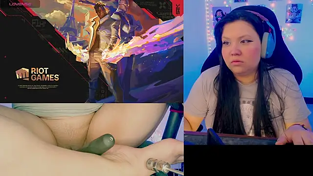 crystal7u7 online show from 09-23-25, 02:02