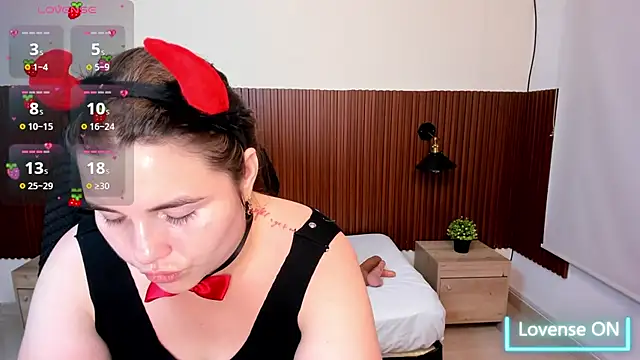 Aabby lee online show from 10-18-25, 06:54