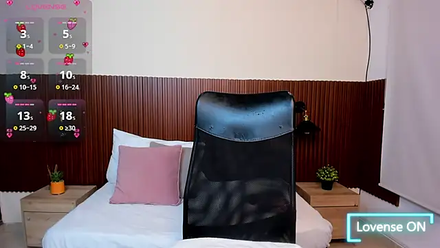 Aabby lee online show from 10-16-25, 06:49