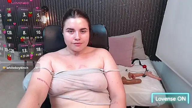 Aabby lee online show from 12-13-25, 08:04