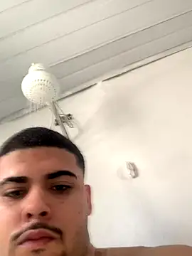 Snapshot of Casal_Safado_ chatting on 10-22-25, 04:50 Casal Safado  online show from 10-22-25, 04:50