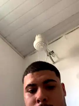 Snapshot of Casal_Safado_ chatting on 10-24-25, 05:34 Casal Safado  online show from 10-24-25, 05:34