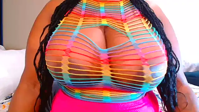 BERNINIBLUSHX89 online show from 10-27-25, 04:57