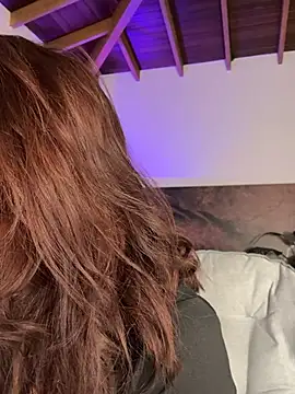 EmaSaenz online show from 03-19-25, 01:10