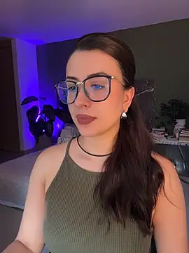 EmaSaenz online show from 07-15-26, 11:01
