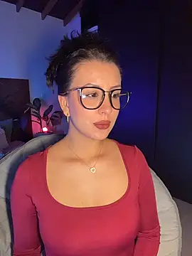 EmaSaenz online show from 09-22-25, 09:32