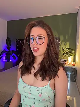 EmaSaenz online show from 03-18-26, 07:15