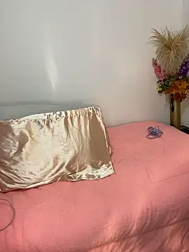 manuela star online show from 02-21-26, 01:40