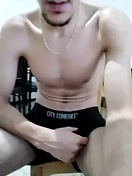 Snapshot of Zoro_23cm chatting on 09-13-25, 10:54 Zoro 23cm online show from 09-13-25, 10:54