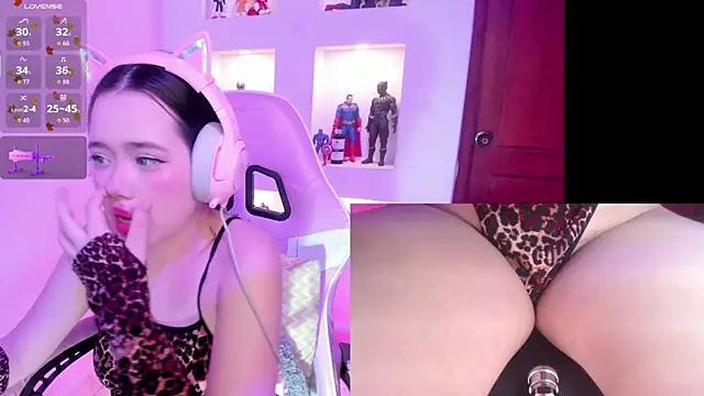 Ashley sa online show from 01-15-26, 04:49