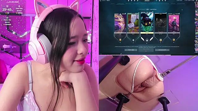 Ashley sa online show from 11-15-25, 05:44