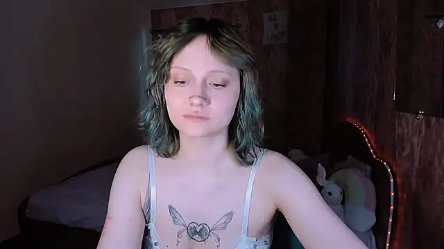 Snapshot of MariaMango chatting on 06-12-26, 04:10 MariaMango online show from 06-12-26, 04:10