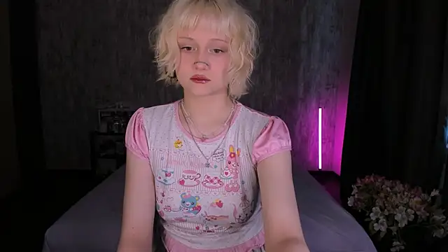 Snapshot of MariaMango chatting on 10-23-25, 04:44 MariaMango online show from 10-23-25, 04:44