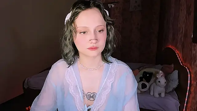 Snapshot of MariaMango chatting on 06-14-26, 02:24 MariaMango online show from 06-14-26, 02:24