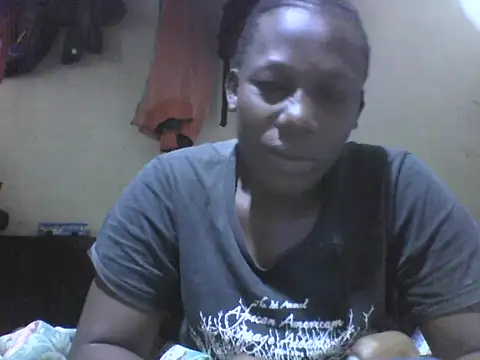 Queen lady online show from 10-06-25, 01:51