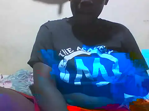 Queen lady online show from 09-10-25, 04:55