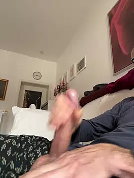 Frank22xx online show from 10-27-25, 07:20