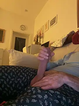 Frank22xx online show from 11-09-25, 08:24