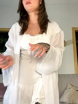 HumbleJess online show from 10-06-25, 03:13