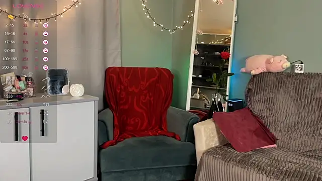 Snapshot of HumbleJess chatting on 03-31-26, 12:07 HumbleJess online show from 03-31-26, 12:07