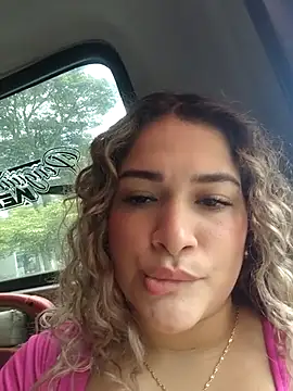 Sara smiiith211 online show from 04-04-26, 04:35