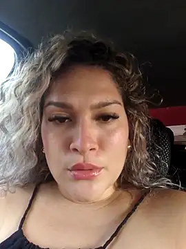 Sara smiiith211 online show from 02-15-26, 10:09