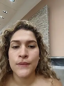 Snapshot of Sara_smiiith211 chatting on 02-16-25, 06:54 Sara smiiith211 online show from 02-16-25, 06:54