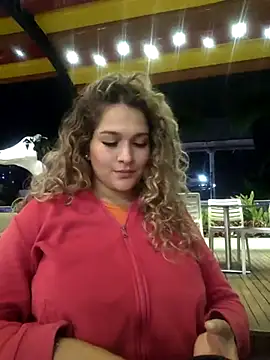 Snapshot of Sara_smiiith211 chatting on 03-07-25, 01:42 Sara smiiith211 online show from 03-07-25, 01:42