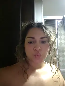 Sara smiiith211 online show from 04-24-26, 03:19