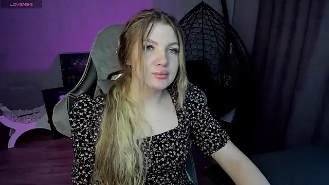 lily williamss online show from 03-14-25, 01:05