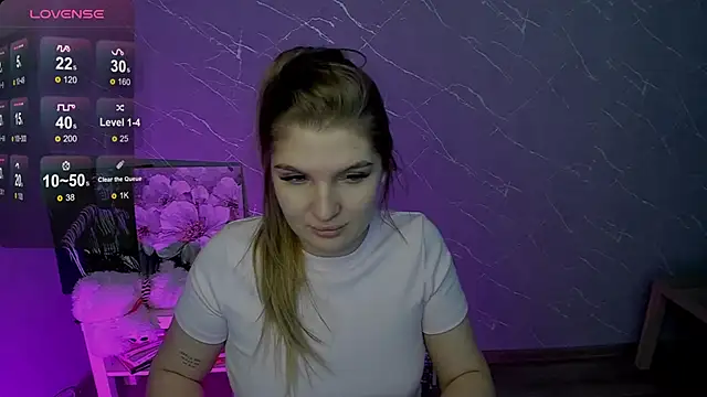 lily williamss online show from 05-17-26, 01:00