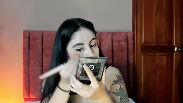 Emilywatsonn online show from 03-07-26, 12:43