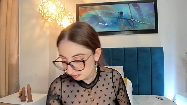 Snapshot of Emilywatsonn chatting on 01-17-26, 06:00 Emilywatsonn online show from 01-17-26, 06:00