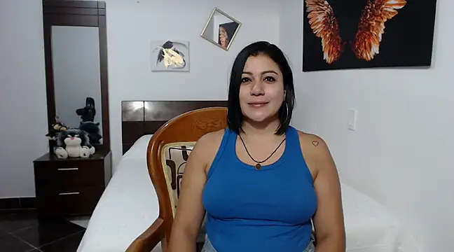 Snapshot of EmilyPeytonn chatting on 03-04-25, 09:11 EmilyPeytonn online show from 03-04-25, 09:11
