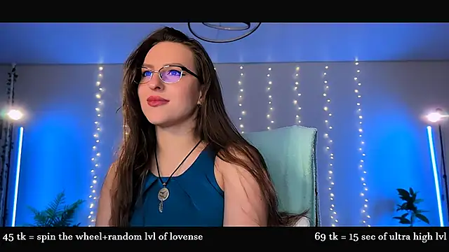 Snapshot of Alicia_x_art chatting on 03-22-26, 06:31 Alicia x art online show from 03-22-26, 06:31