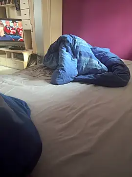 Bennyben8604 online show from 02-09-25, 11:25