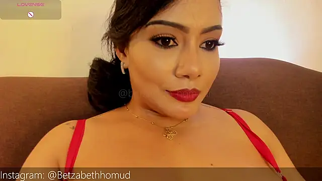 BetzabethHomud0 online show from 02-10-25, 03:13