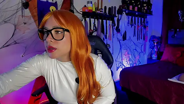 Laureen hill online show from 10-30-25, 11:01