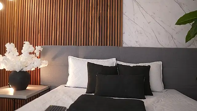 Snapshot of Amelia_Rouse chatting on 11-11-25, 09:20 Amelia Rouse online show from 11-11-25, 09:20