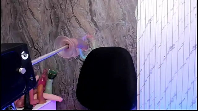 annie wigg online show from 02-12-26, 02:33