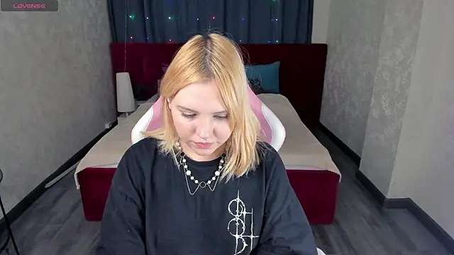 Stacy Luv online show from 01-12-26, 09:05